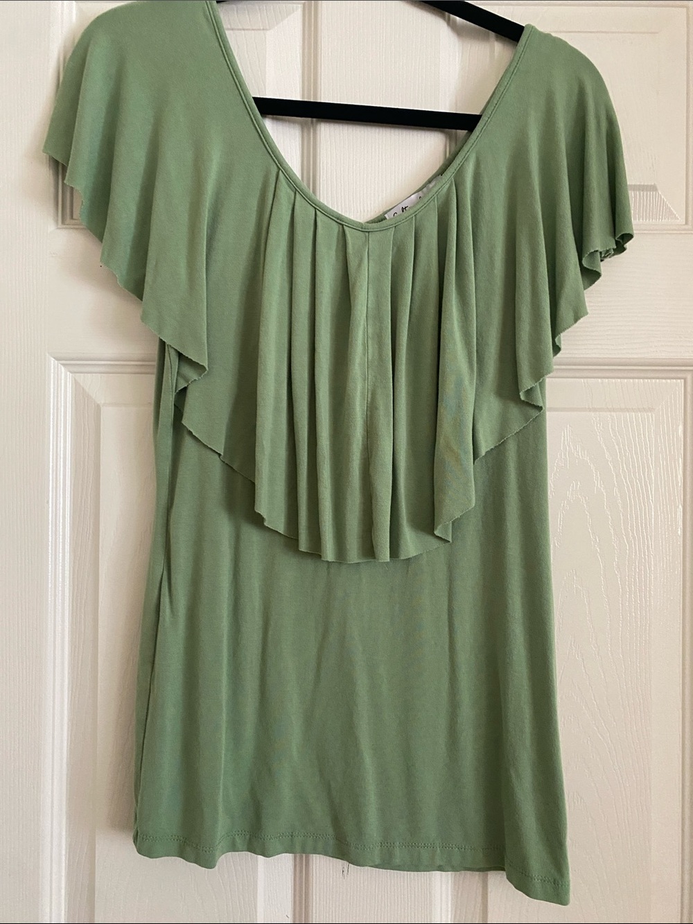 Culture Code Women’s Sage Green Ruffle V-Neck Dress